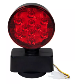 تعزيز السلامة على الطريق باستخدام مصابيح المقطورة LED عالية الوضوح